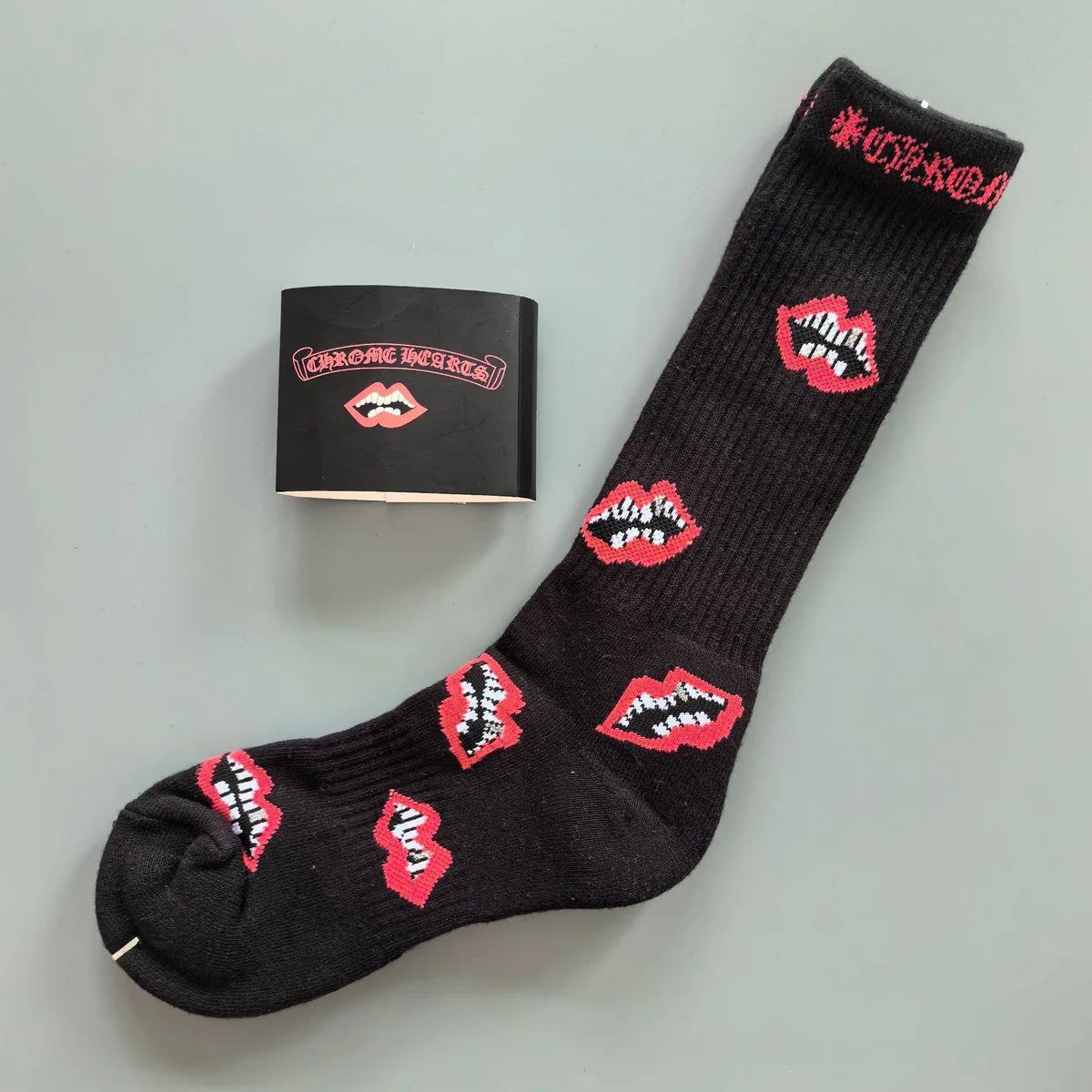 CH Lips Sock Black Pink